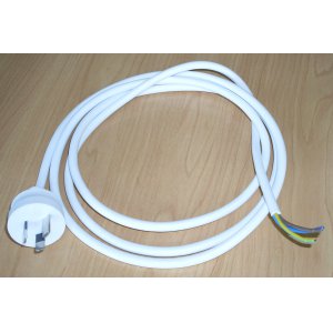 POWER LEAD 10A 3X1.0MM & 10A PLUG 2M WHT ALTONA