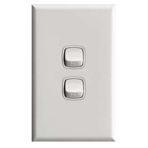 SWITCH VERT ROCKER 2G 2 WAY 10A 240VAC WHT XL770/2WE