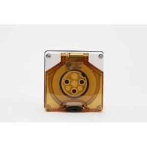 (I) SOCKET 20A 3 PIN 250V 1PH IP66 RES WHT 56SO320LE