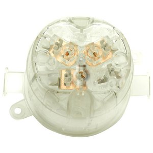 HPM 37 CL PLUG BASE 3PIN FLAT 10A 250V CLEAR