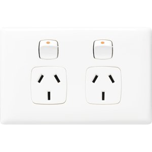 POWERPOINT DBL 2G 10A WHT LINEA LN777WE