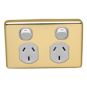 SOCKET SW DBL HORZ 10A & SHUTTER WHT C2025S-WE