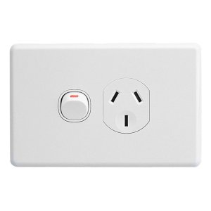 SOCKET SW SINGLE 10A 250V WHT C2015-WE
