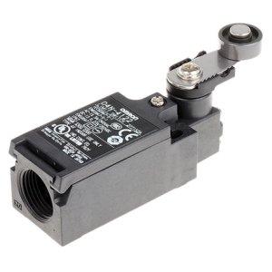 D4N-4122 OMRON LIMIT SW ROLLER LEVER
