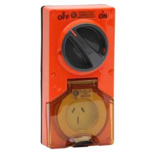 SOCKET SW COMB 2G 15A 3 PIN 250V 1P IP66 RES ORA 56CV315LE